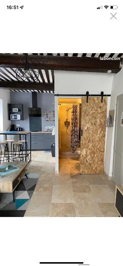 Studio De Charme Le Clos De L'Etang + Place De Parking LʼIsle-sur-la-Sorgue 아파트